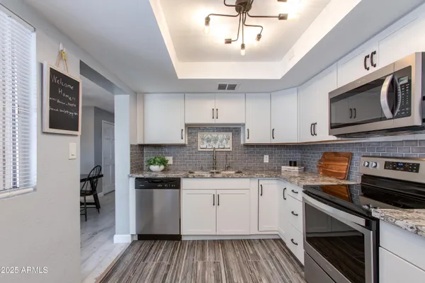 $399,900 | 4201 East Camelback Road, Unit 41, Phoenix, AZ 85018