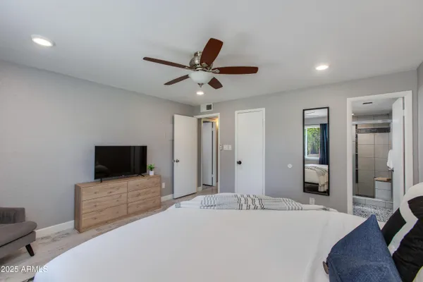 $399,900 | 4201 East Camelback Road, Unit 41, Phoenix, AZ 85018