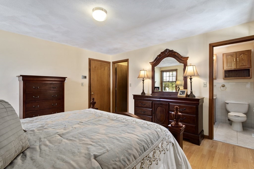 23 Murdoch Road Stoneham, MA 02180 - Photo 19 of 41 Gallery Image 19