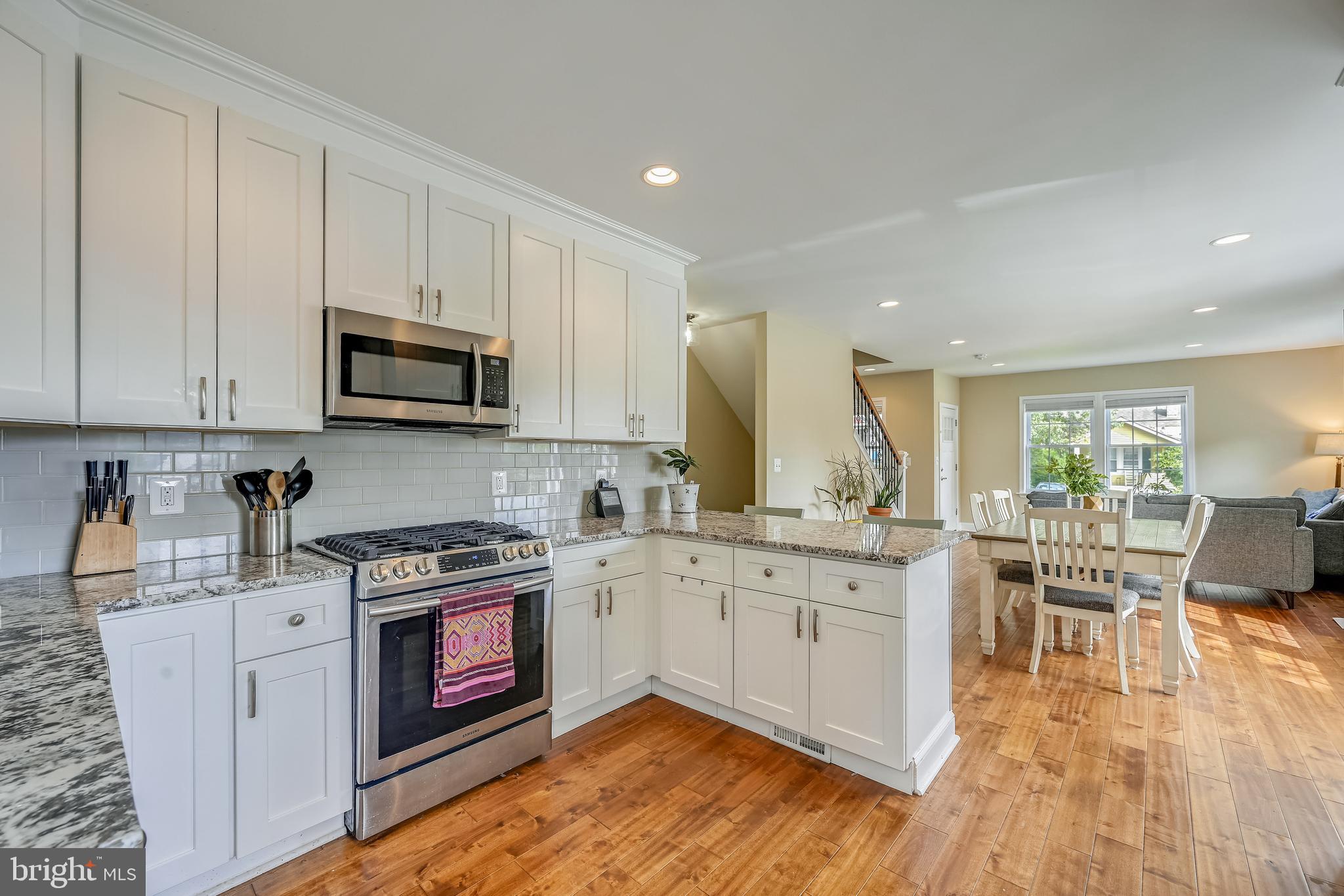 6506 Maplewood Road Baltimore, MD 21212 - Photo 11 of 36 Large kitchen great for entertaining