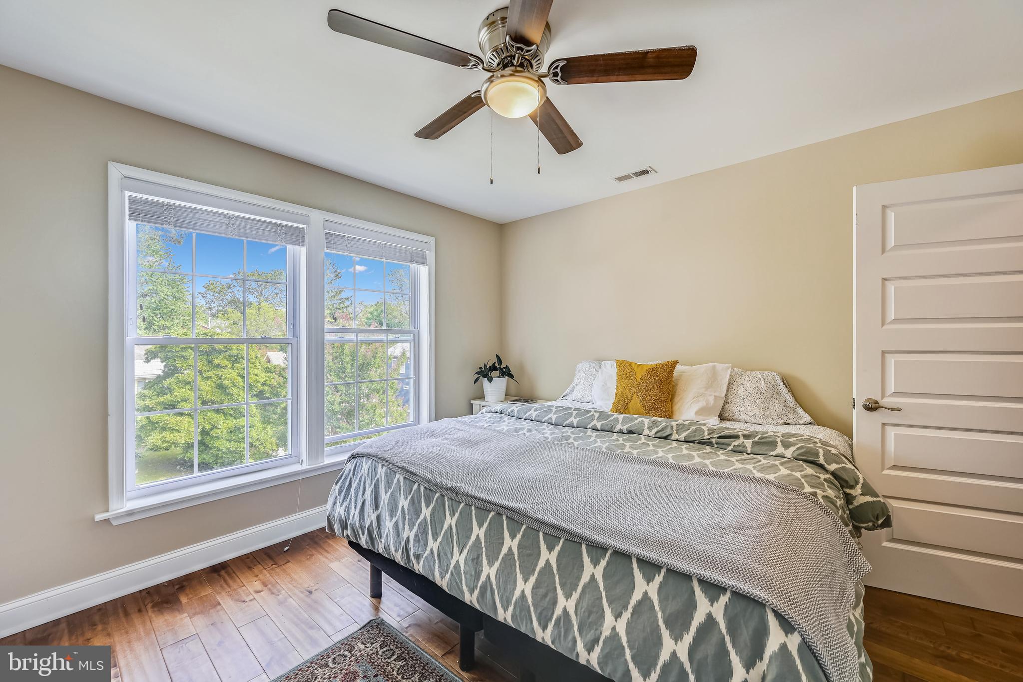 6506 Maplewood Road Baltimore, MD 21212 - Photo 22 of 36 Second floor bedroom