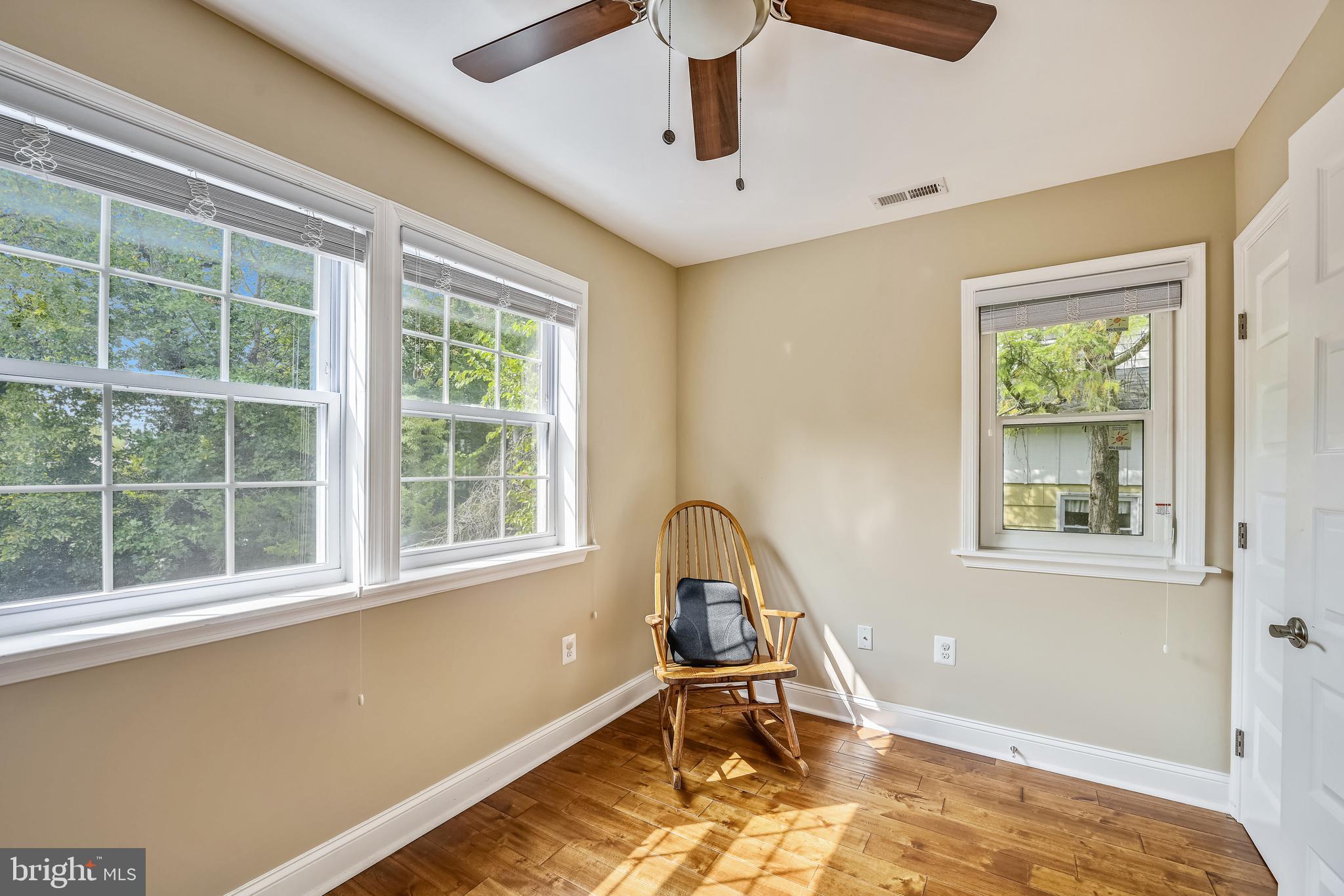 6506 Maplewood Road Baltimore, MD 21212 - Photo 25 of 36 Second floor bedroom