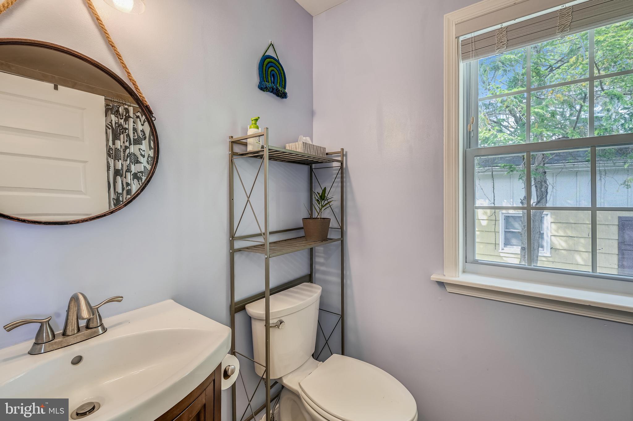 6506 Maplewood Road Baltimore, MD 21212 - Photo 27 of 36 Hall Bath on Second Floor