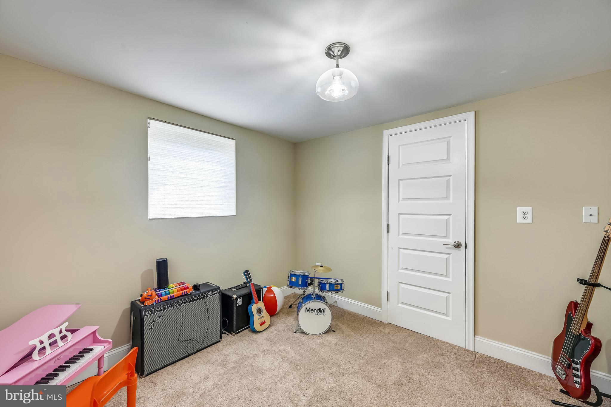 6506 Maplewood Road Baltimore, MD 21212 - Photo 28 of 36 Lower level bedroom