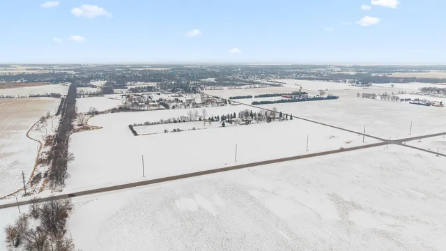 $324,900 | County Road East, Omro, WI 54963