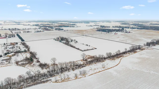 $324,900 | County Road East, Omro, WI 54963