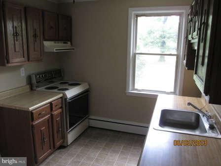 5207 Shelbourne Road Baltimore, MD 21227 - Photo 11 of 18 Kitchen