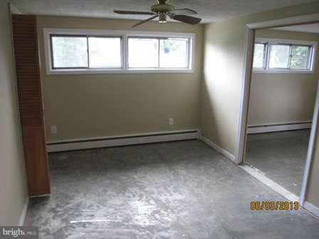 5207 Shelbourne Road Baltimore, MD 21227 - Photo 14 of 18 Interior (General)
