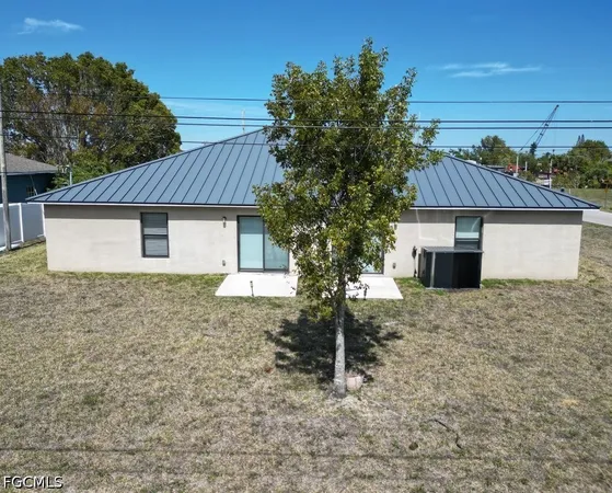 $1,650 | 1054 Southeast 10th Street, Cape Coral, FL 33990