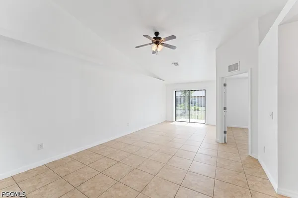 $1,650 | 1054 Southeast 10th Street, Cape Coral, FL 33990