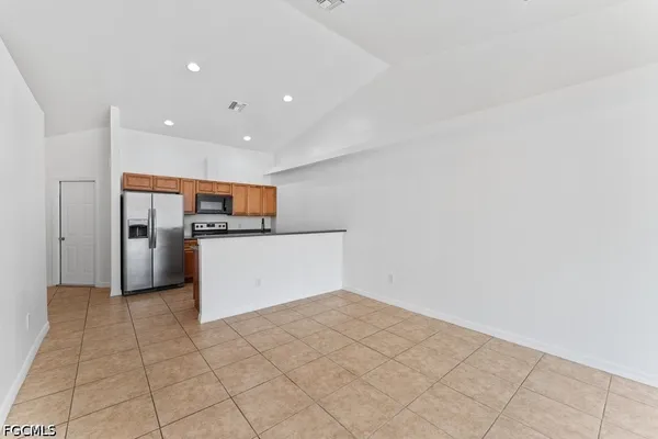 $1,650 | 1054 Southeast 10th Street, Cape Coral, FL 33990