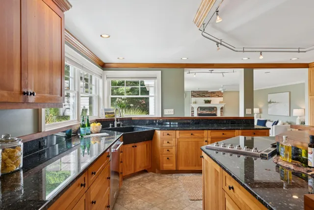 $2,299,000 | 15 Thunder Road, Saco, ME 04072