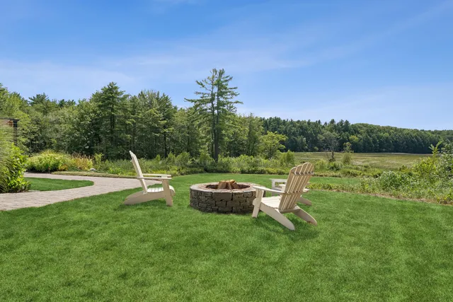 $2,299,000 | 15 Thunder Road, Saco, ME 04072