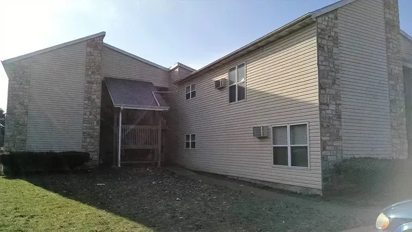 $625 | 170 East 2nd Street, Perrysville, OH 44864