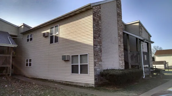 $625 | 170 East 2nd Street, Perrysville, OH 44864