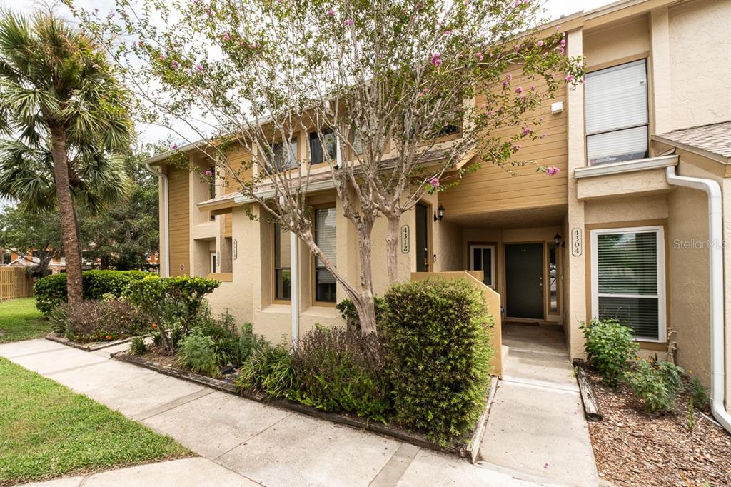 4304 Middlebrook Road, Unit 4304 Orlando, FL 32811 - Photo 1 of 16 Gallery Image 1