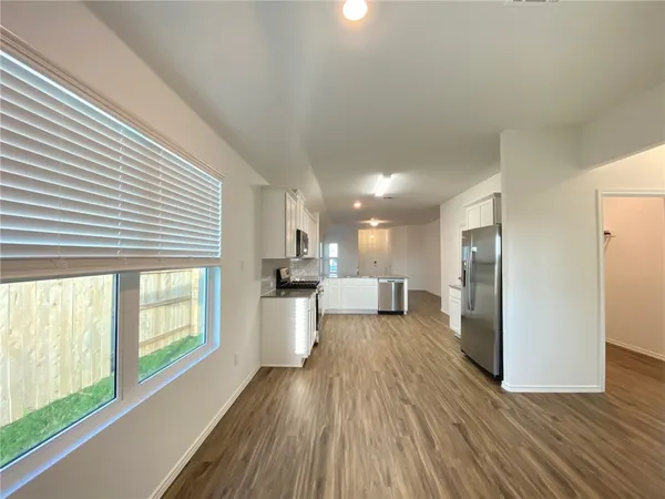 $1,895 | 320 Majestic Cedar Court, Liberty Hill, TX 78642