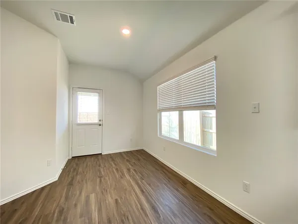 $1,895 | 320 Majestic Cedar Court, Liberty Hill, TX 78642