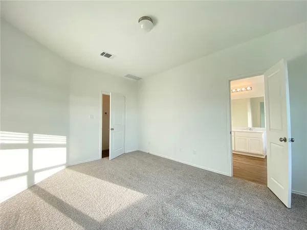 $1,895 | 320 Majestic Cedar Court, Liberty Hill, TX 78642