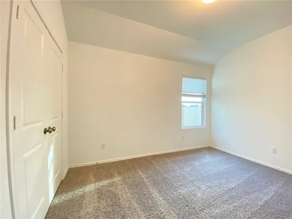 $1,895 | 320 Majestic Cedar Court, Liberty Hill, TX 78642