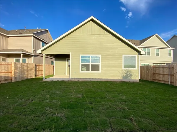 $1,895 | 320 Majestic Cedar Court, Liberty Hill, TX 78642