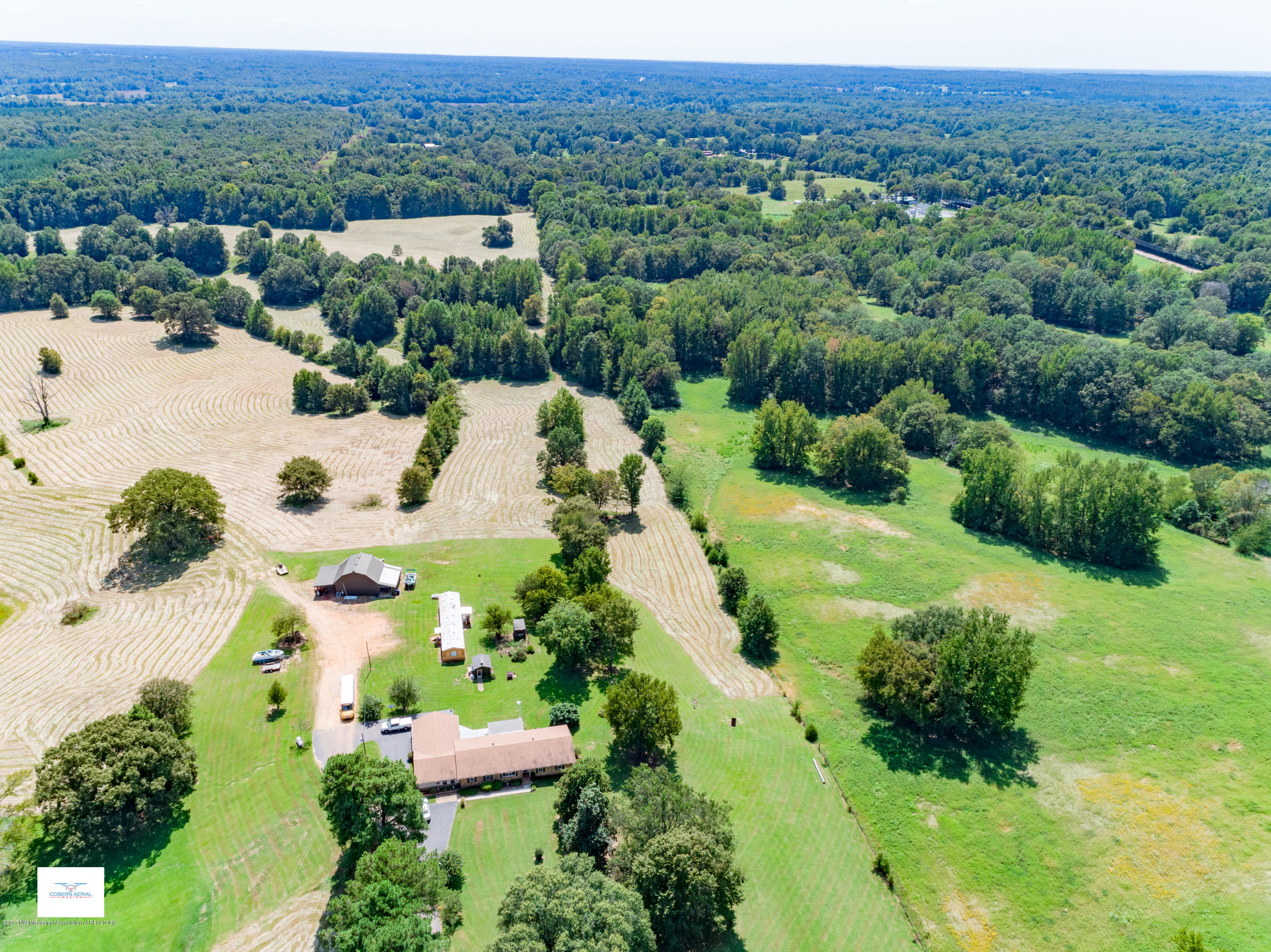 4667 North Crockett Road Sarah, MS 38665 - Photo 7 of 37 DJI_0041-HDR