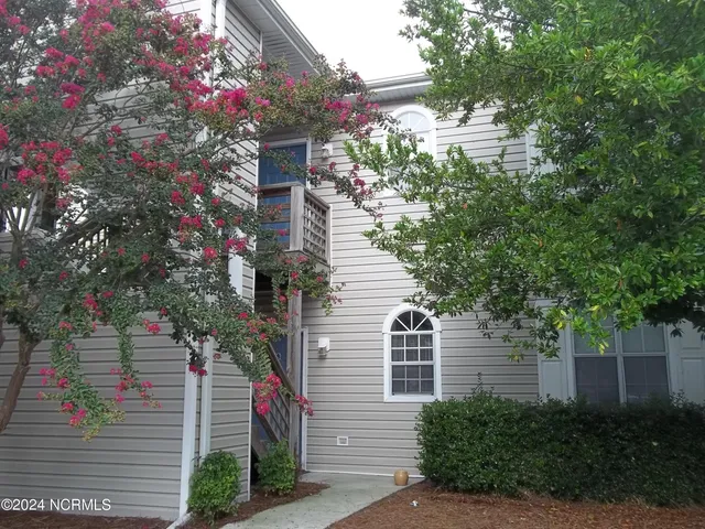 $1,350 | 721 Bragg Drive, Unit F, Wilmington, NC 28412