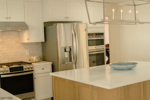 $1,395,000 | 7 Sycamore Way, Warren, NJ 07059