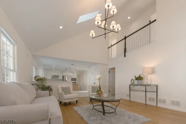 $1,395,000 | 7 Sycamore Way, Warren, NJ 07059