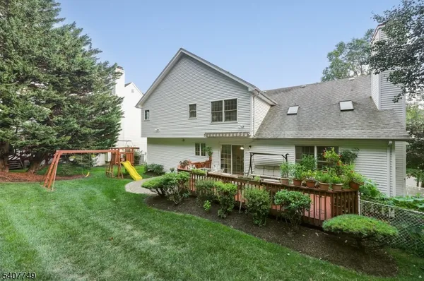 $1,395,000 | 7 Sycamore Way, Warren, NJ 07059