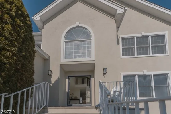 $1,395,000 | 7 Sycamore Way, Warren, NJ 07059