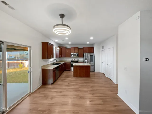 $335,000 | 532 Willow Breeze Court, Zebulon, NC 27597