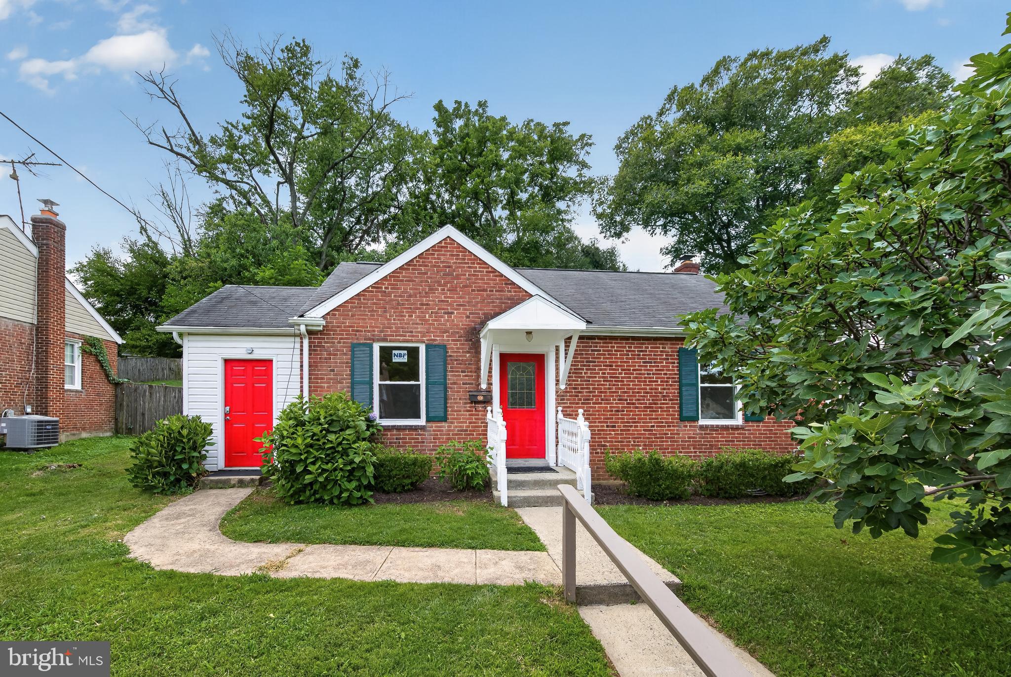 2704 Fenimore Road Silver Spring, MD 20902 - Photo 3 of 44 Main