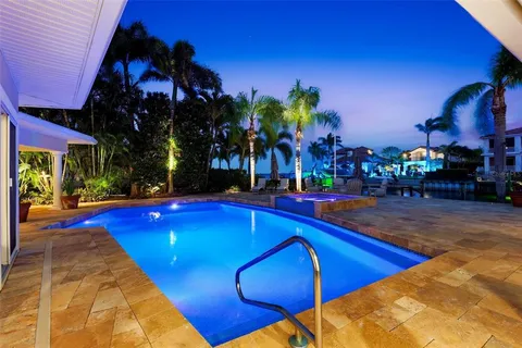 $2,450,000 | 2080 Hawaii Avenue Northeast, St. Petersburg, FL 33703