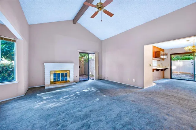 $227,500 | 4676 East Alamos Avenue, Unit 117, Fresno, CA 93726