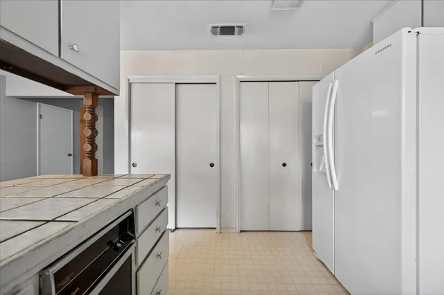 $227,500 | 4676 East Alamos Avenue, Unit 117, Fresno, CA 93726