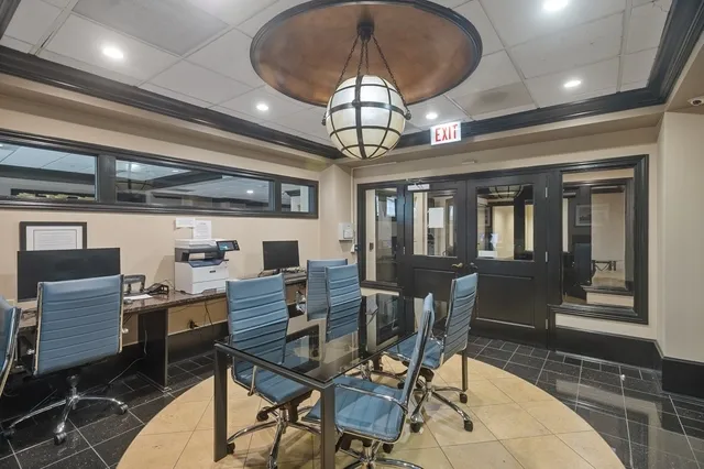 $2,350 | 10 East Ontario Street, Unit 2108, Chicago, IL 60611