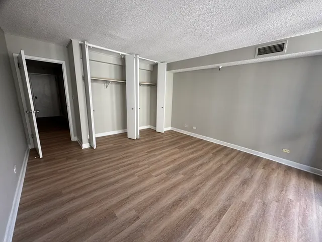 $2,350 | 10 East Ontario Street, Unit 2108, Chicago, IL 60611