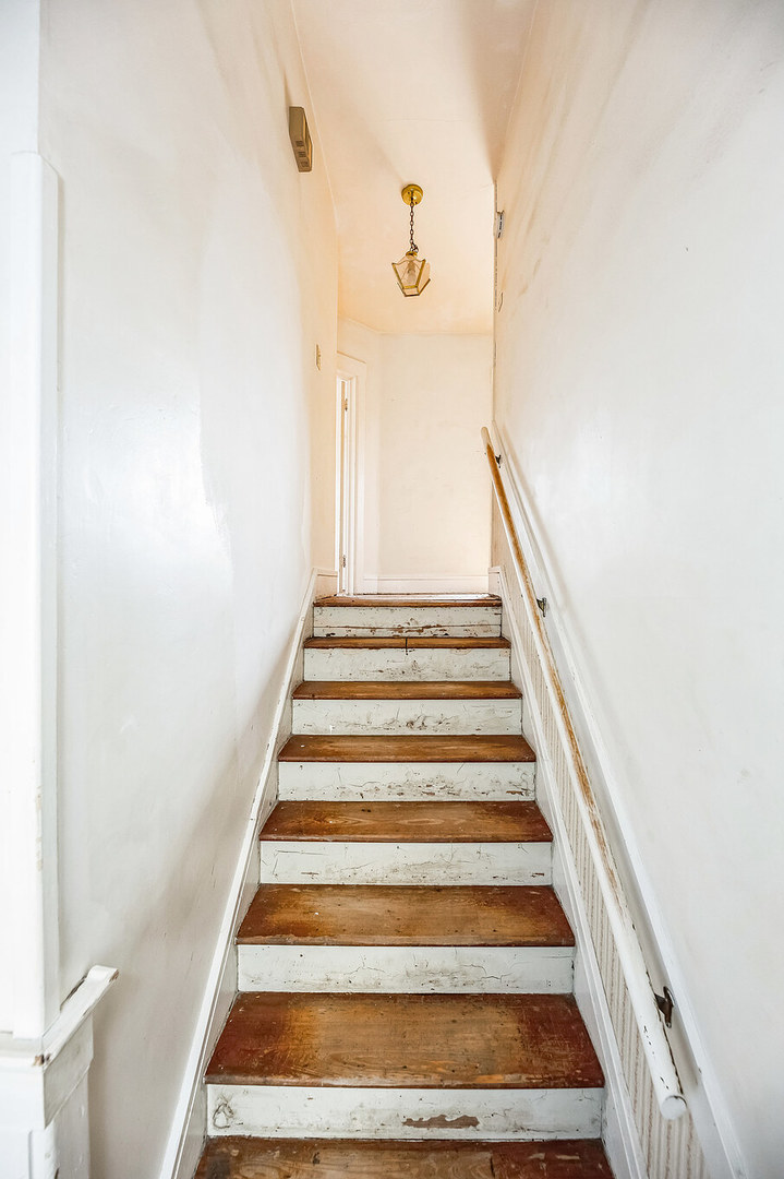 710 North 7th Street Rochelle, IL 61068 - Photo 11 of 32 a view of entryway