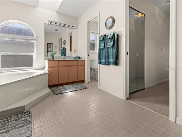 $530,000 | 25244 Lahore Lane, Punta Gorda, FL 33983