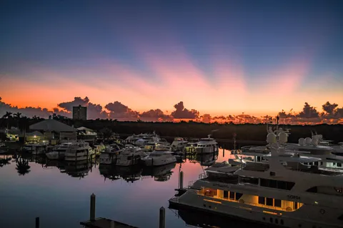 $3,195,000 | 1050 Seminole Drive, Unit PHB, Fort Lauderdale, FL 33304