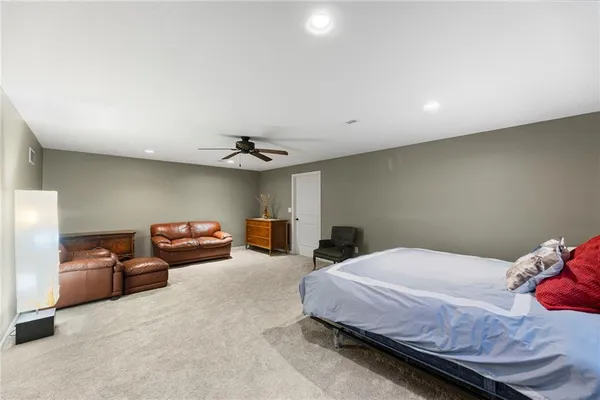 $469,000 | 1362 Brompton Lane, Raymore, MO 64083