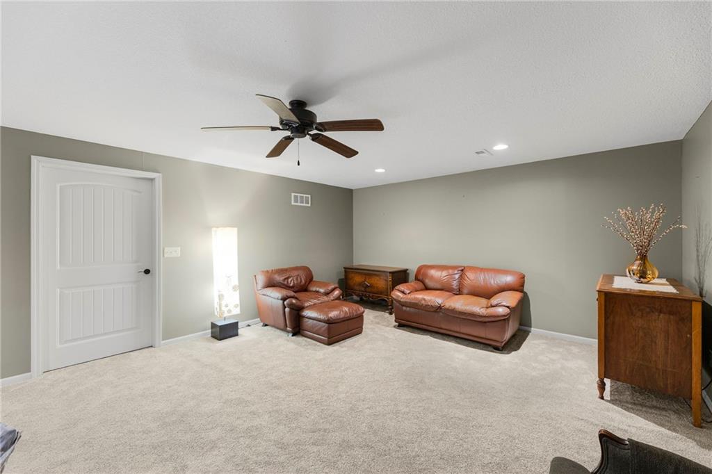 1362 Brompton Lane Raymore, MO 64083 - Photo 27 of 43