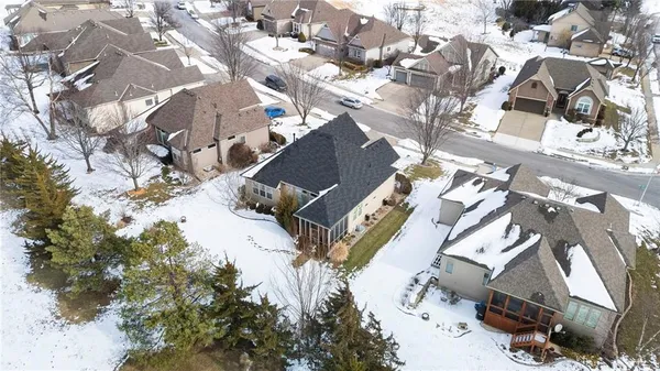 $469,000 | 1362 Brompton Lane, Raymore, MO 64083