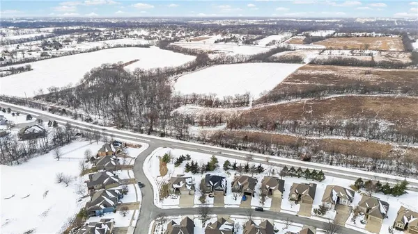 $469,000 | 1362 Brompton Lane, Raymore, MO 64083