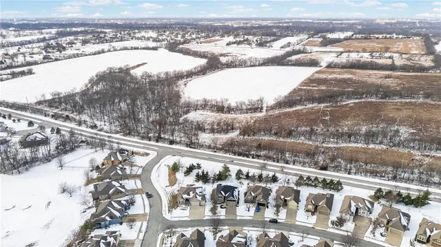 $482,000 | 1362 Brompton Lane, Raymore, MO 64083