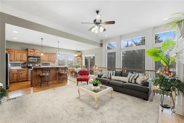 $469,000 | 1362 Brompton Lane, Raymore, MO 64083