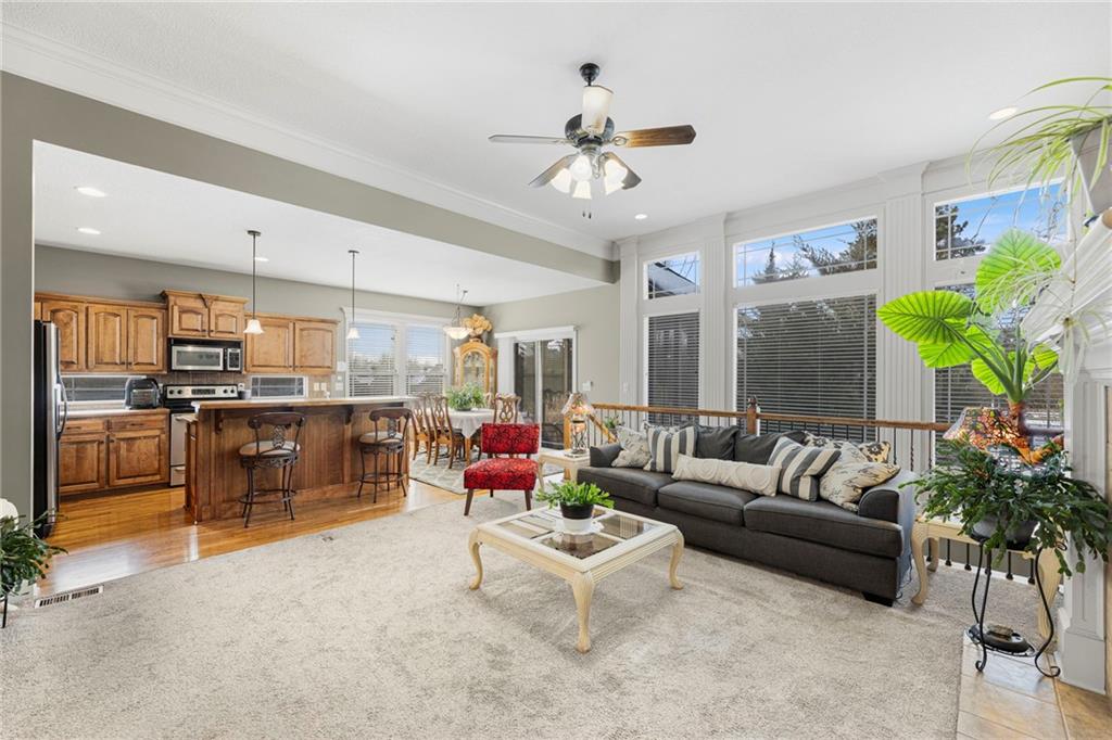 1362 Brompton Lane Raymore, MO 64083 - Photo 8 of 43