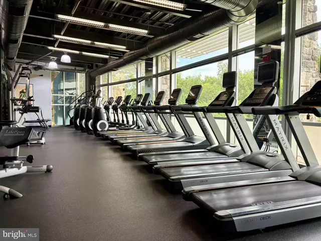 $2,750 | 2224 Margraf Circle, Woodbridge, VA 22191