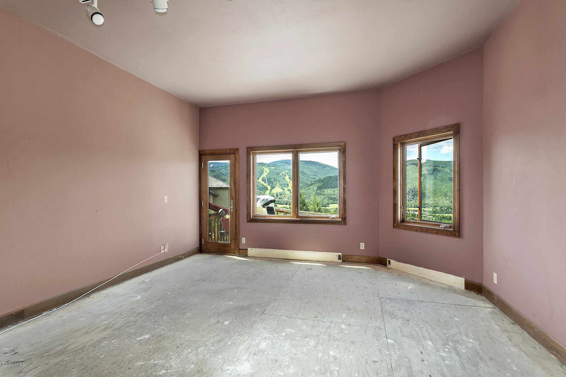 141 Corral Road, Unit EAST Edwards, CO 81632 - Photo 6 of 12 141 Corral Master